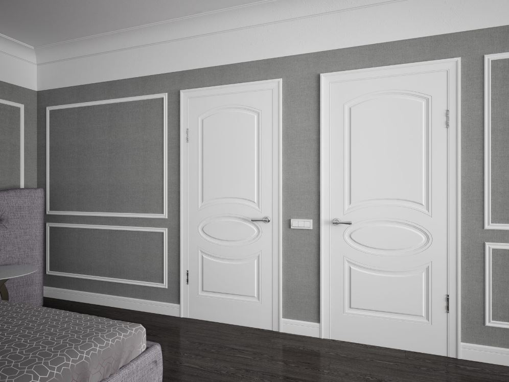 Белые классические двери в интерьере