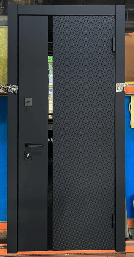 Входные двери Сотмик