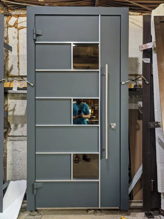 Входные двери Сотмик