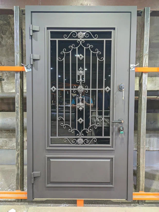 Входные двери Сотмик