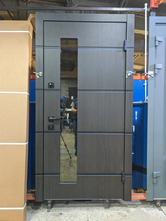 Входные двери Сотмик