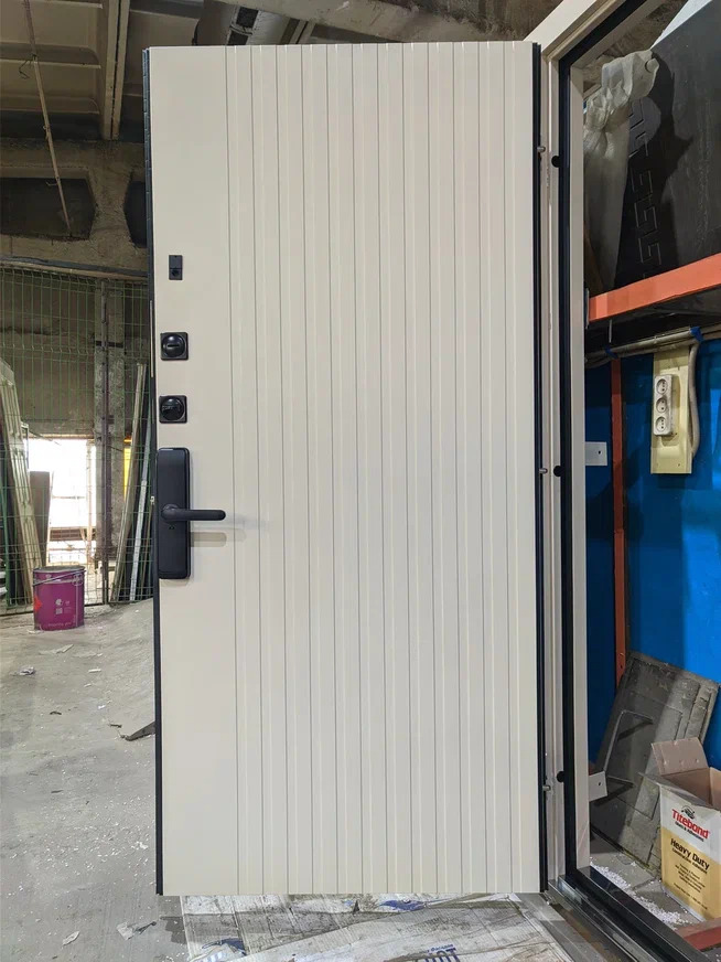 Входные двери Сотмик