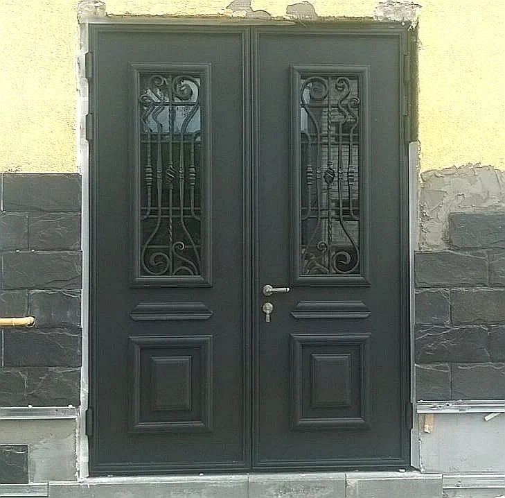 Входные двери Сотмик