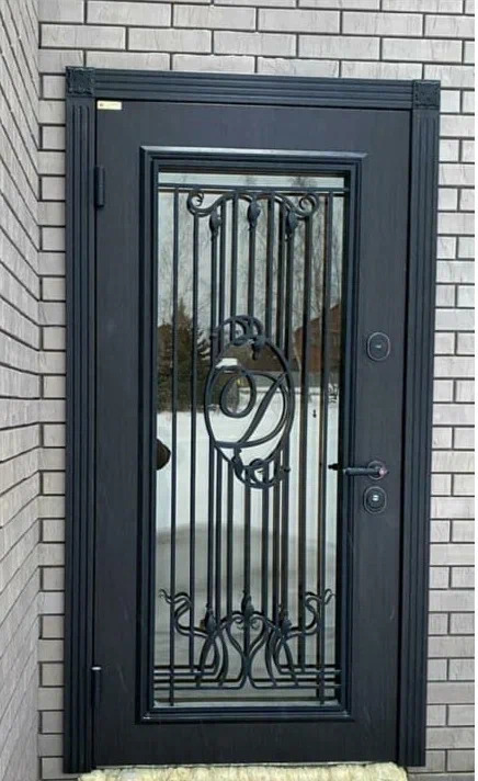 Входные двери Сотмик