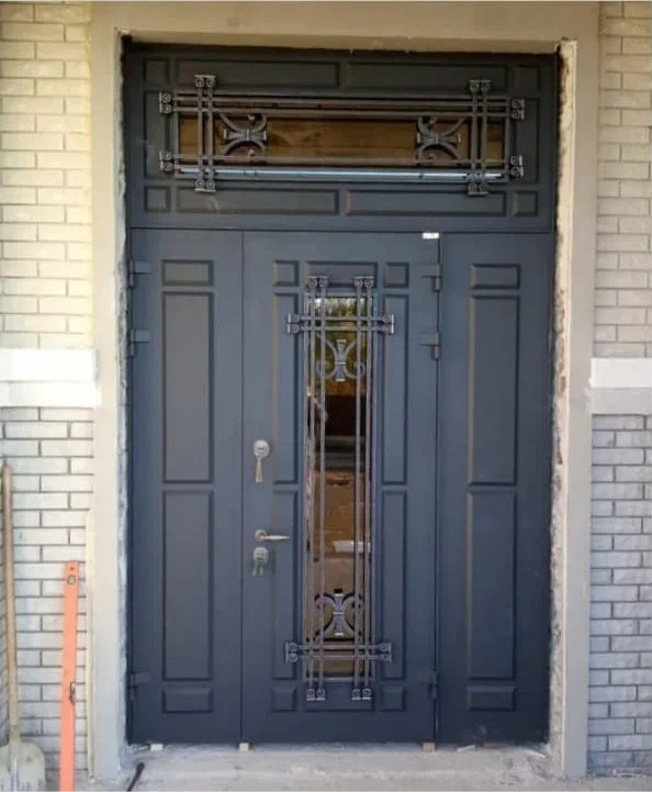 Входные двери Сотмик