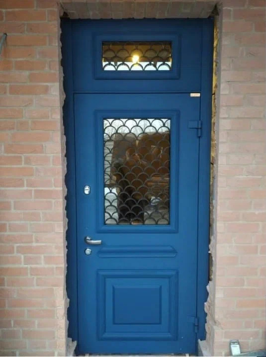 Входные двери Сотмик