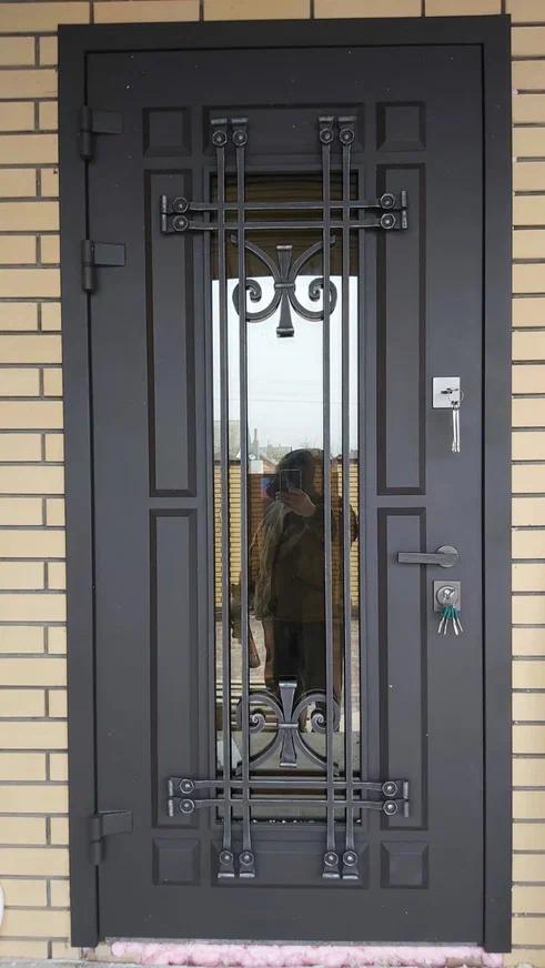 Входные двери Сотмик